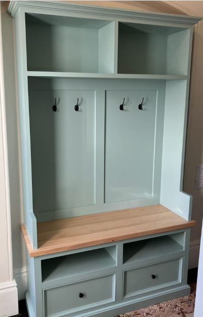 1200 wide mudroom stand